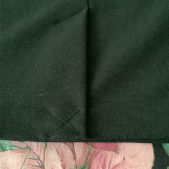 Premise petite black skirt 12P with faux leather zip pockets. In good sh… - Picture 10 of 10